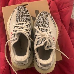 Yeezy Boost 350 Zebra